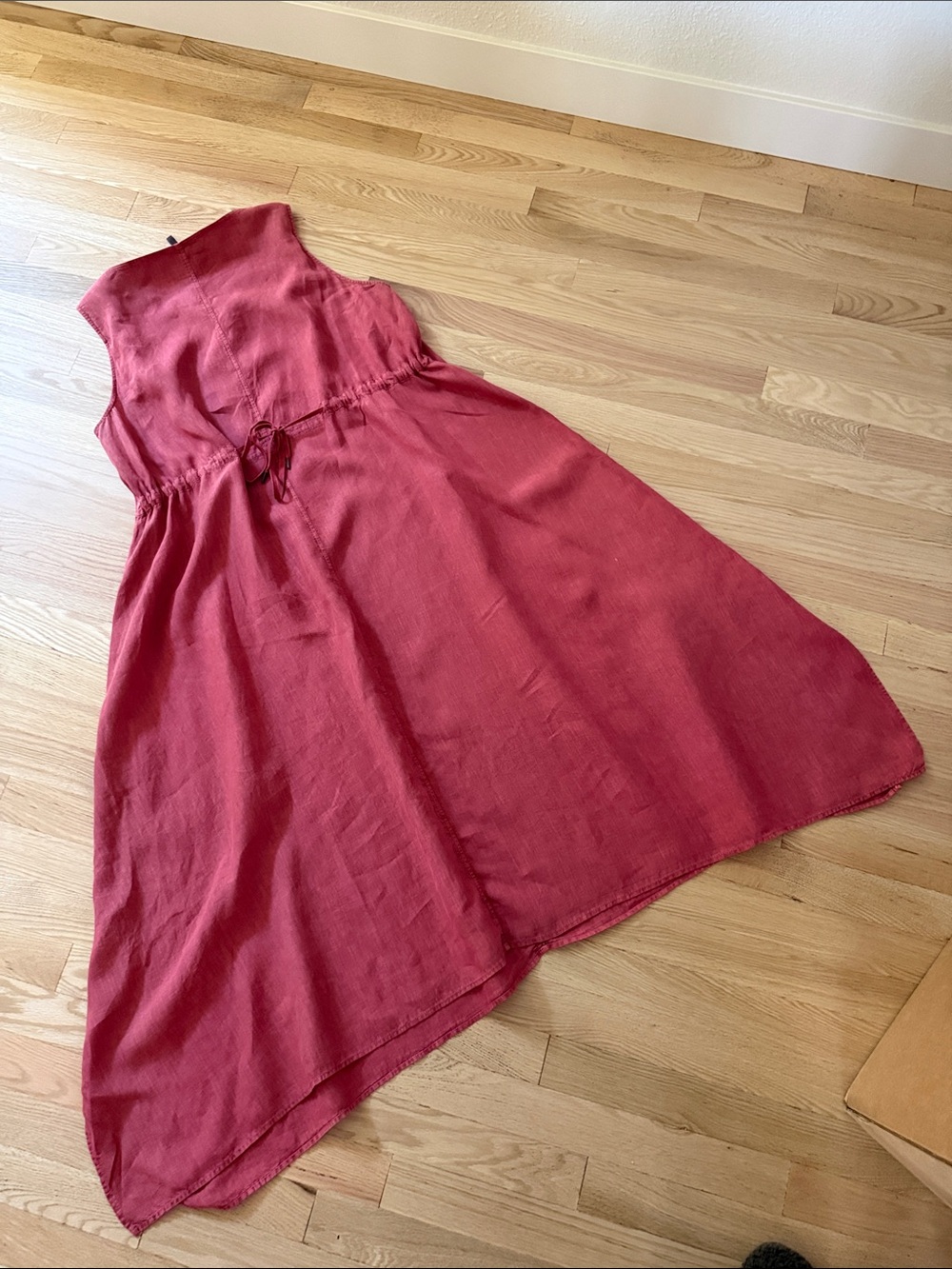OSKA Maxi Clay Red Women's Linen Dress - Signature Style - Picture 9 of 14
